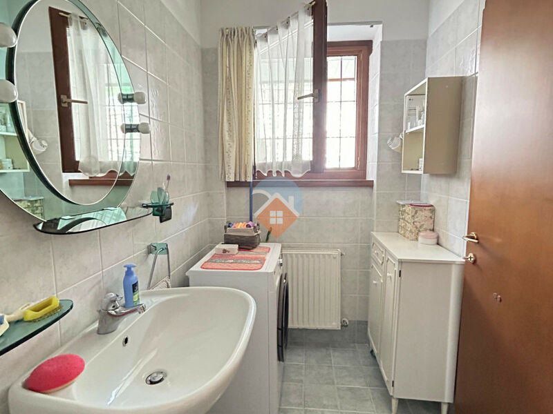 Villa Lagarina - Elegante Villa a Schiera nel Cuore di Castellano - Villa Lagarina