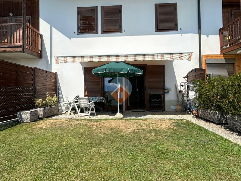 Villa Lagarina - Elegante Villa a Schiera nel Cuore di Castellano - Villa Lagarina