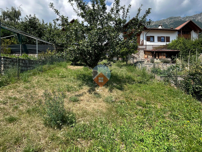 Villa Lagarina - Elegante Villa a Schiera nel Cuore di Castellano - Villa Lagarina