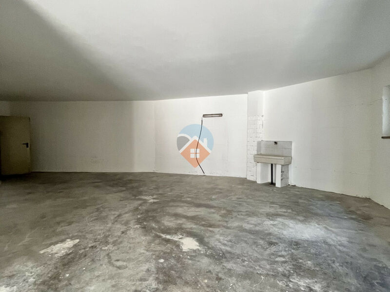 Brentonico - Casa singola con due appartamenti