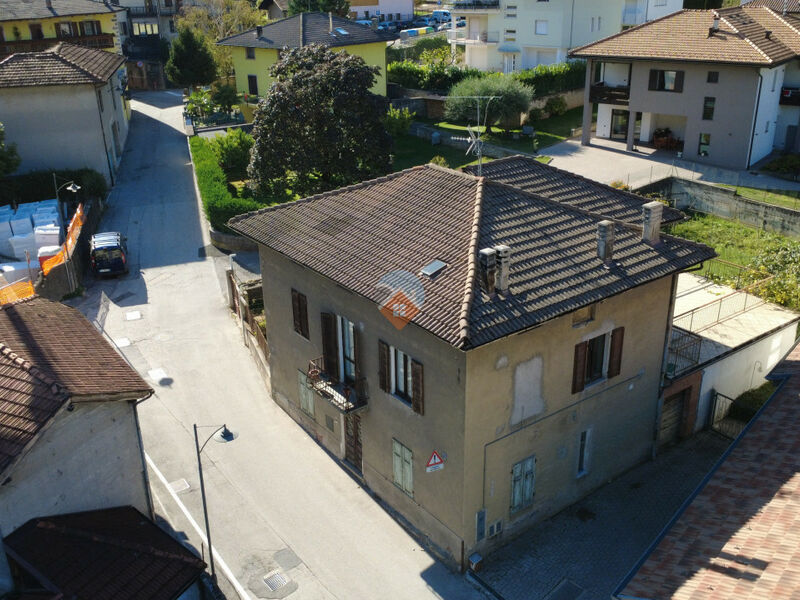 Aldeno - Casa indipendente con giardino