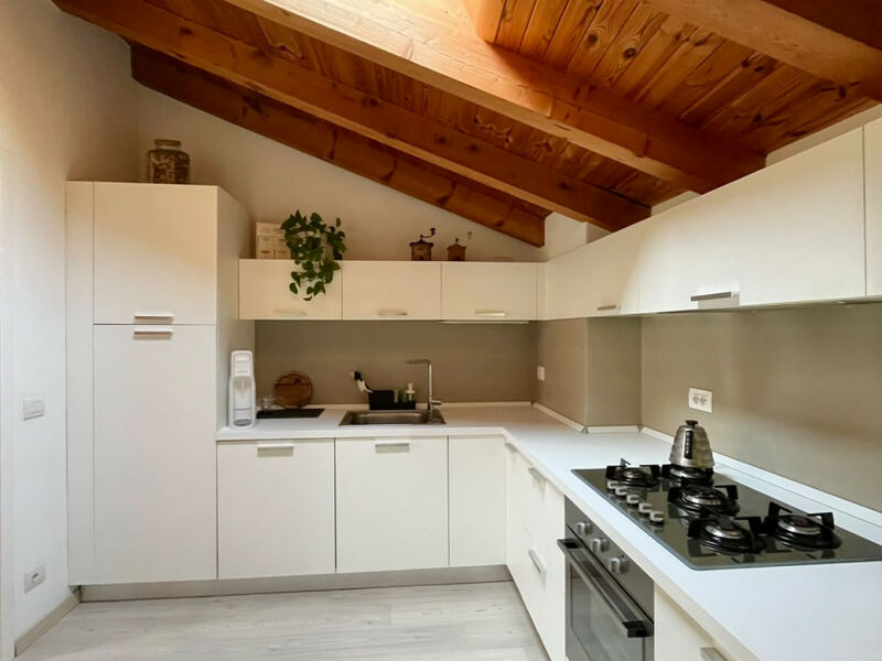 Ala - SANTA MARGHERITA di ALA - LUMINOSA MANSARDA CON GARAGE